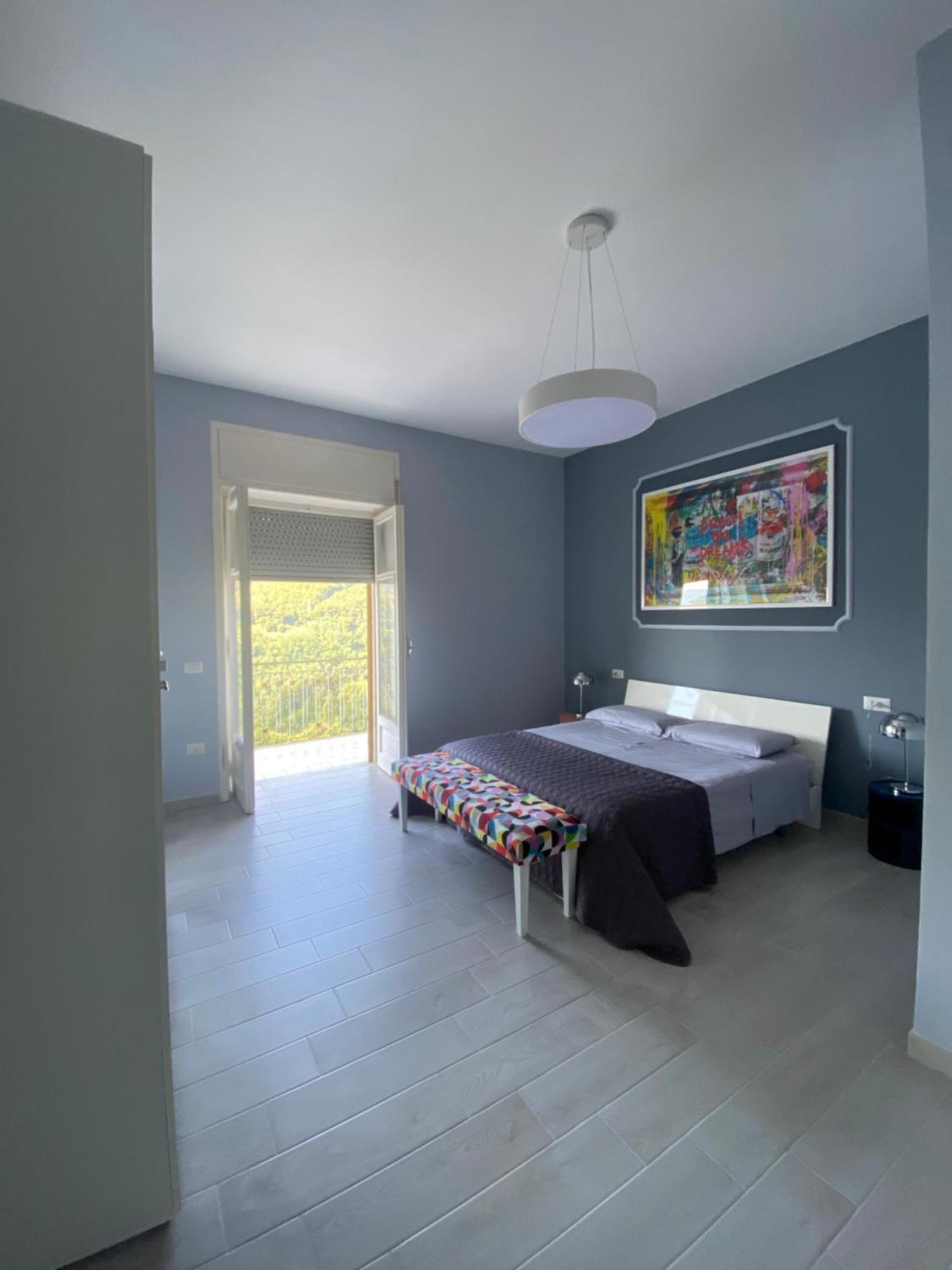 Una Suite Pop Nel Blu Della Costiera トラモンティ エクステリア 写真